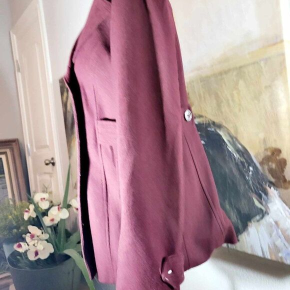 Used: APT 9 WOOL COAT. SIZE: SMALL, COLOR: MAROON - Picture 6 of 12